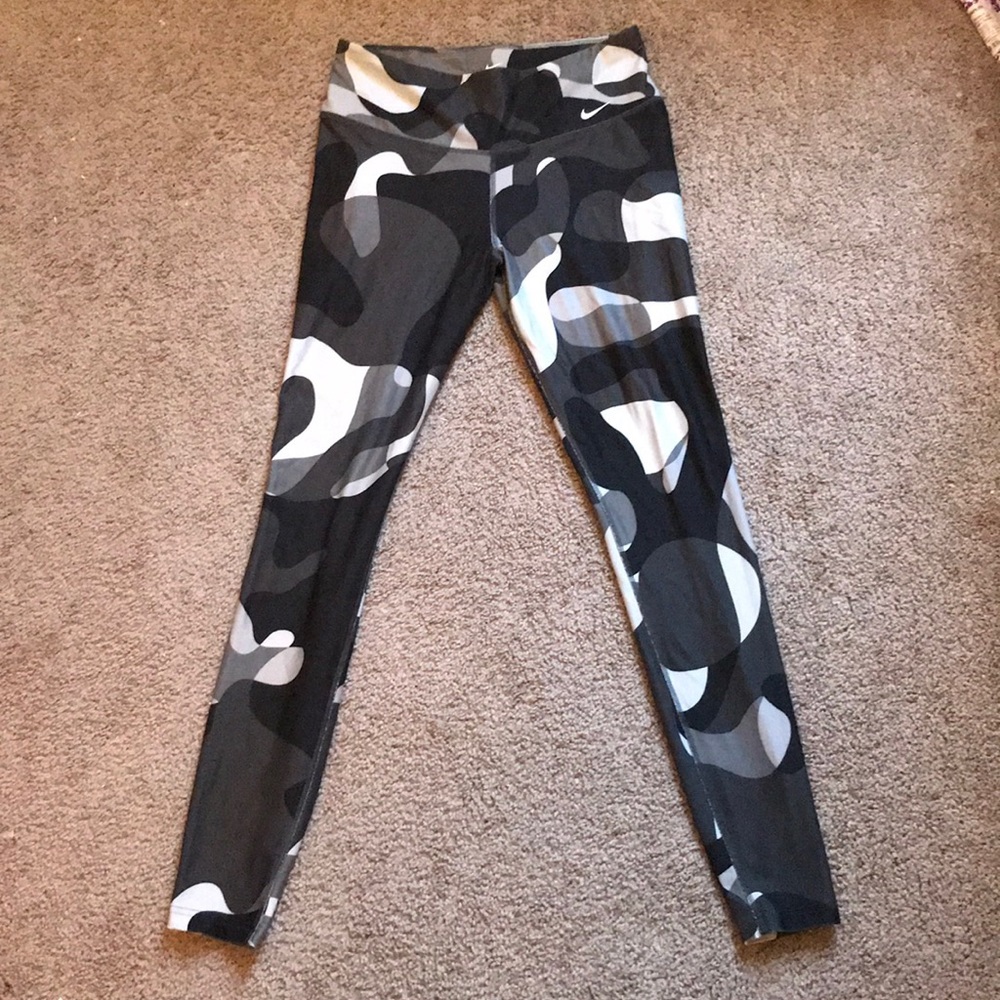 Nike leggings